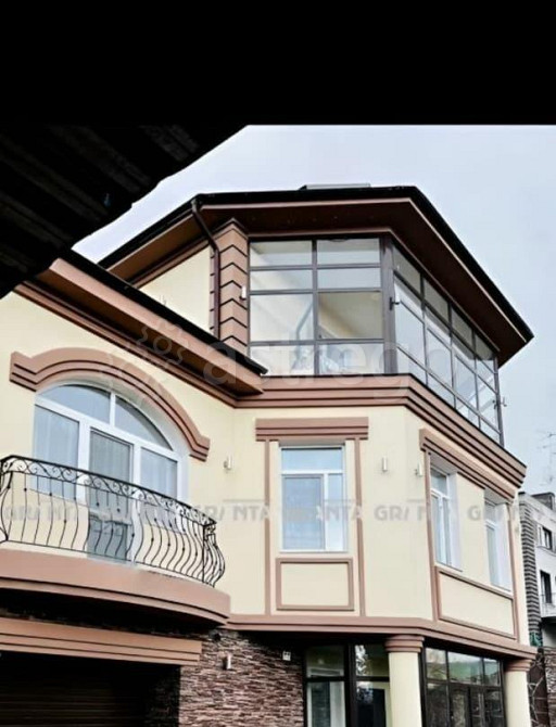 Дом, 265 м2, 6.25 сотки, 3 эт. Красноярск - изображение 1