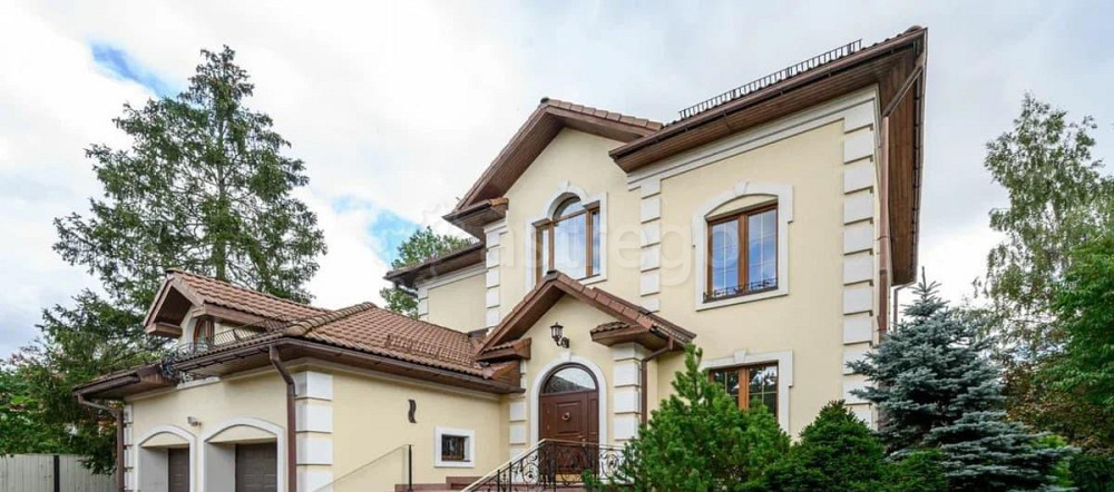 Дом, 484 м2, 9.26 сотки, 3 эт. Красногорск - изображение 1