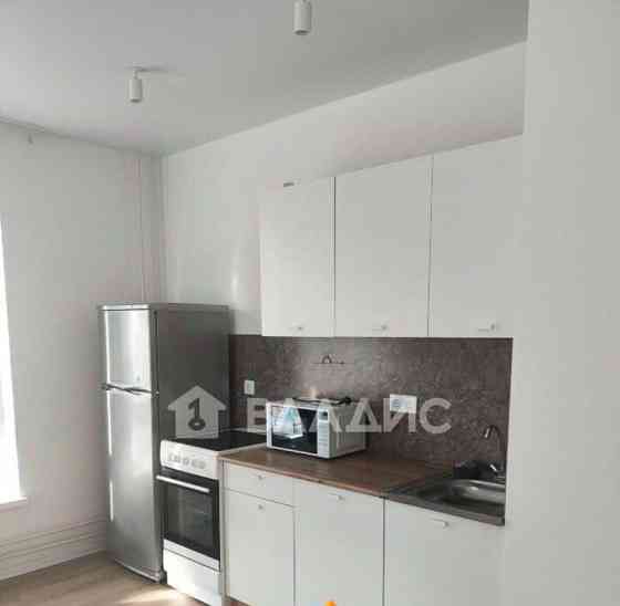2-комн. квартира, 63 м2, 15/17 эт. Москва