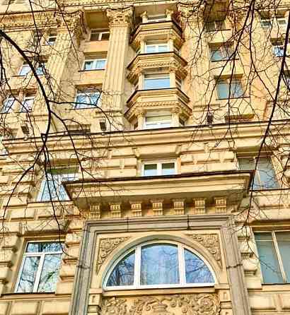 Комната, 60.2 м2, 4/10 эт. Санкт-Петербург
