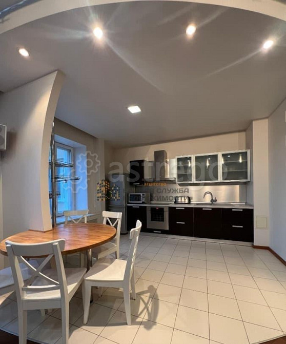 3-комн. квартира, 93 м2, 4/8 эт. Уфа - изображение 1