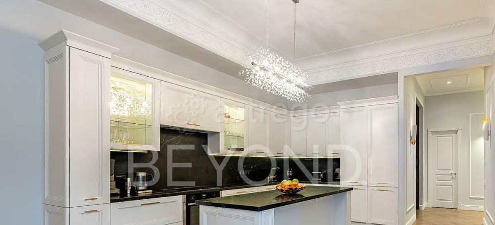 5-комн. квартира, 228.6 м2, 2/6 эт. Санкт-Петербург - изображение 2