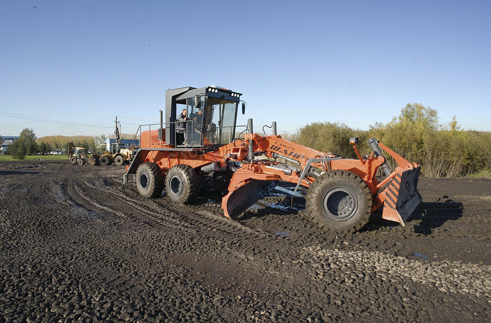 Автогрейдер СДМ-25 (полноприводный) «ШАЙР» (28 тонн) Краснодар - изображение 1