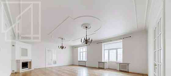 6-комн. квартира, 330 м2, 5/6 эт. Москва