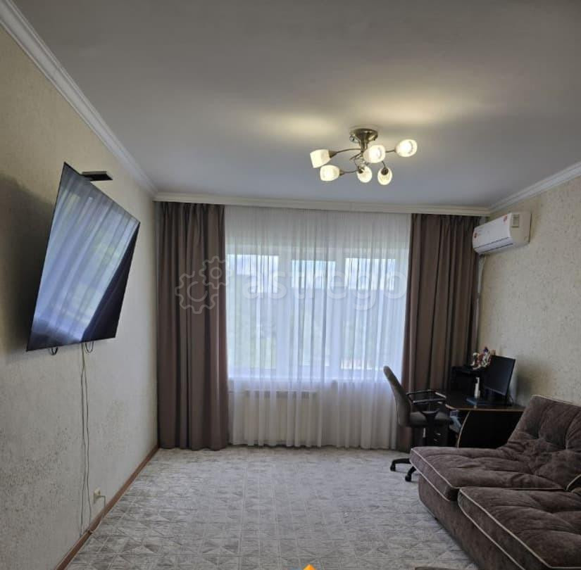 3-комн. квартира, 63.4 м2, 4/9 эт. Бийск - изображение 1