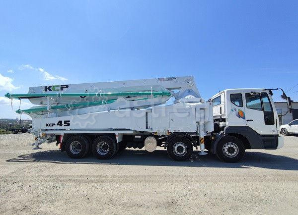 Автобетононасос 43,3 м KCP 45ZX5170 на шасси Daewoo Novus CR9C Краснодар - изображение 1