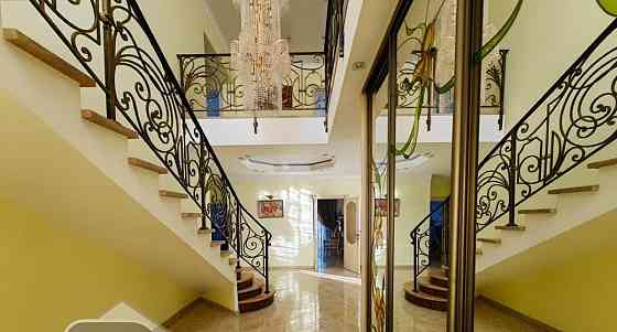 Коттедж, 340 м2, 10 соток, 3 эт. Домодедово