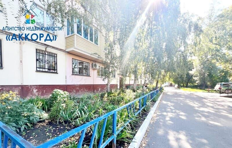 3-комн. квартира, 48.9 м2, 4/5 эт. Бийск - изображение 3