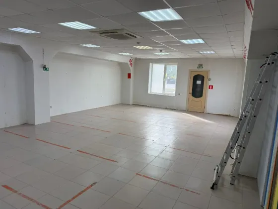 Сдам торговое помещение, 77 м2 Крымск