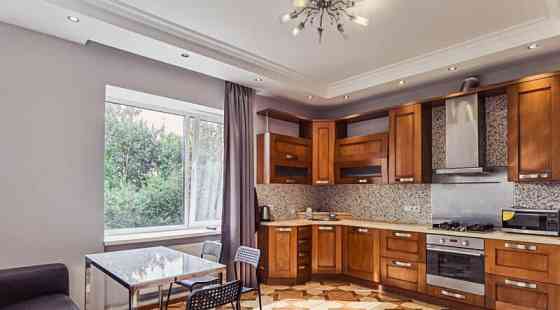 Коттедж, 350 м2 Санкт-Петербург