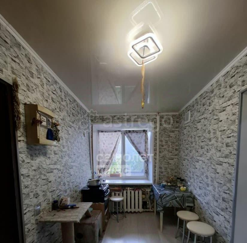 Комната, 14 м2, 3/9 эт. Октябрьский - изображение 2