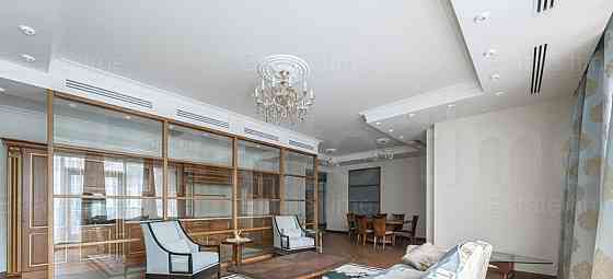 3-комн. квартира, 140 м2, 3/10 эт. Москва