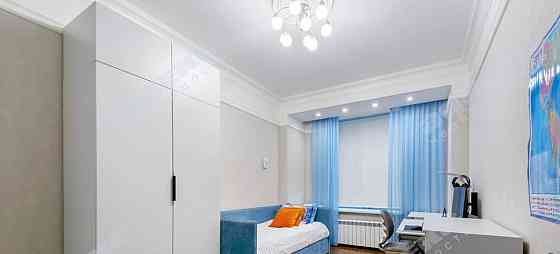 4-комн. квартира, 106.9 м2, 1/5 эт. Санкт-Петербург