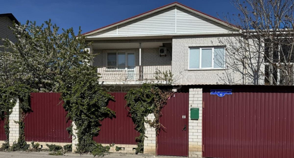 Дом, 190 м2, 3 сотки, 2 эт. Астрахань - изображение 1