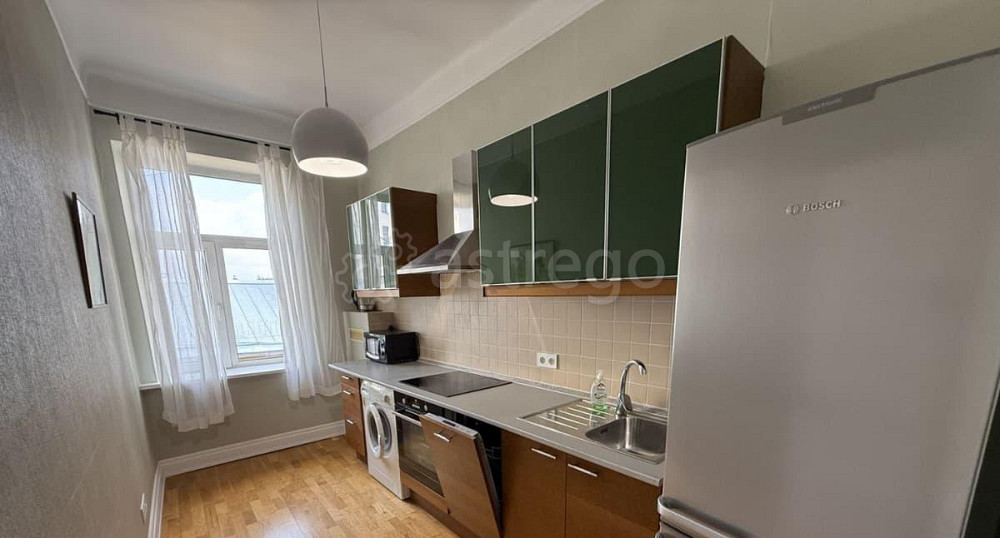 3-комн. квартира, 90 м2, 5/5 эт. Москва - изображение 1