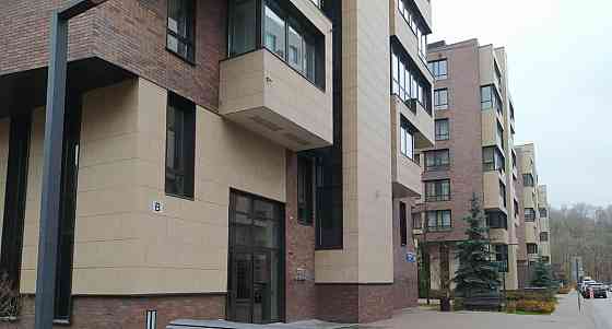 4-комн. квартира, 130 м2, 3/5 эт. Химки