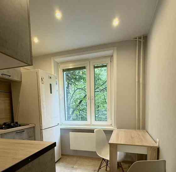 3-комн. квартира, 58 м2, 3/9 эт. Москва