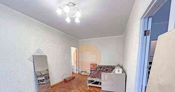 2-комн. квартира, 43 м2, 3/5 эт. Москва