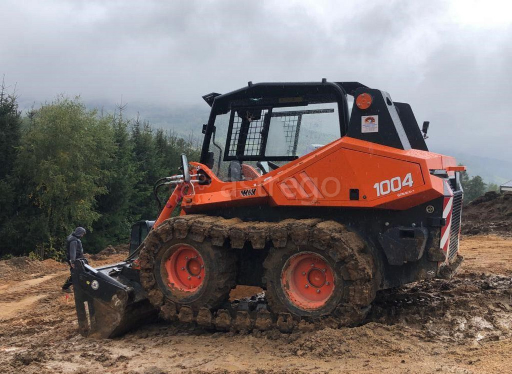 Минипогрузчик LOCUST L1004 Санкт-Петербург - изображение 1