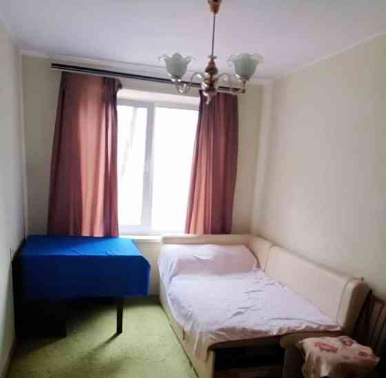 Комната, 12 м2, 1/9 эт. Москва