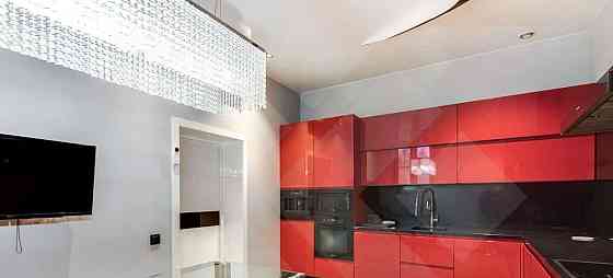 6-комн. квартира, 680 м2, 3/3 эт. Москва