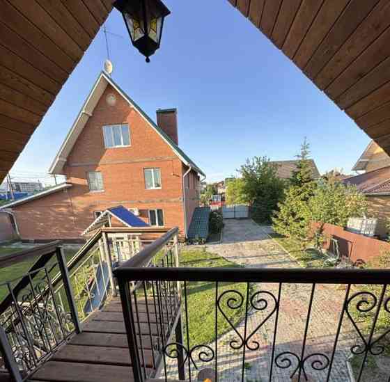 Коттедж, 280 м2, 13 соток, 3 эт. Емельяново