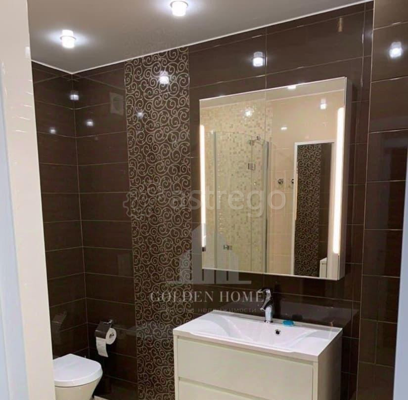 2-комн. квартира, 71 м2, 11/16 эт. Санкт-Петербург - изображение 2