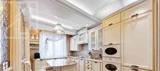 3-комн. квартира, 163 м2, 10/20 эт. Москва