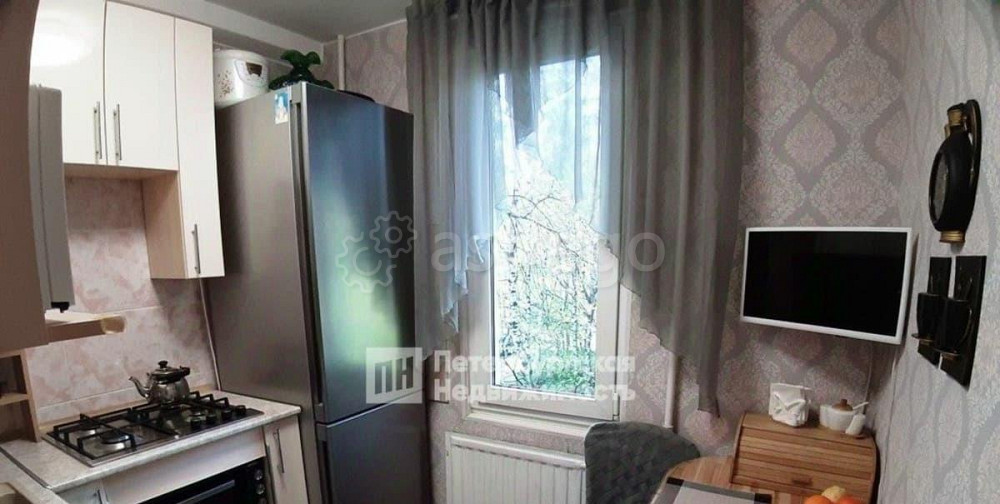4-комн. квартира, 49 м2, 3/5 эт. Санкт-Петербург - изображение 1