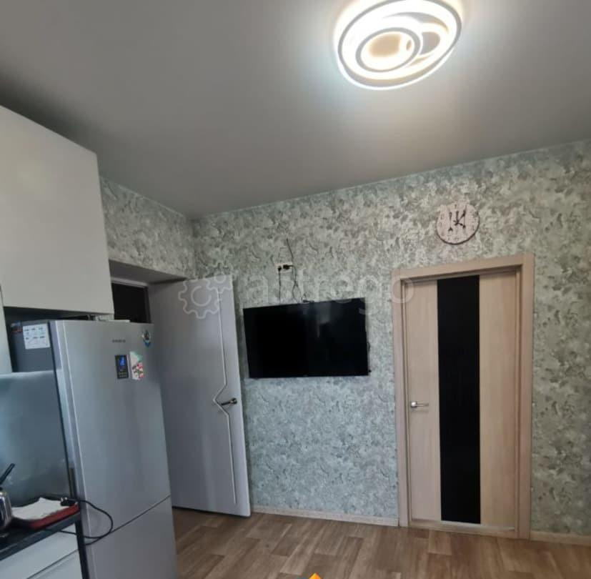 3-комн. квартира, 254.5 м2, 4/5 эт. Бийск - изображение 2