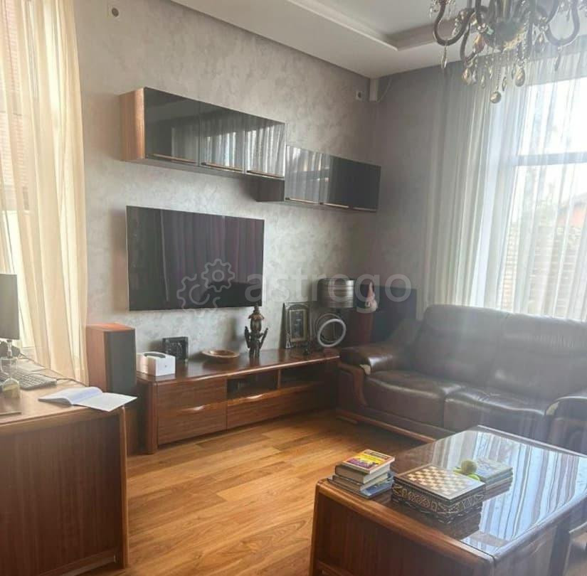 Коттедж, 420 м2, 17 соток, 3 эт. Москва - изображение 2