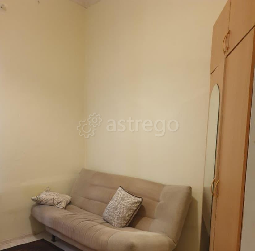 Комната, 12 м2, 2/8 эт. Москва - изображение 1