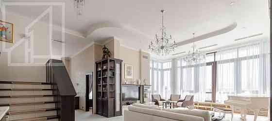 6-комн. квартира, 500 м2, 38/38 эт. Москва