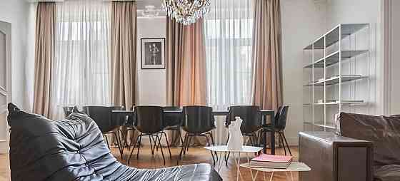 4-комн. квартира, 320 м2, 2/4 эт. Москва