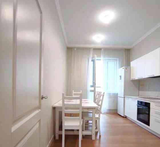 2-комн. квартира, 75.3 м2, 11/25 эт. Санкт-Петербург