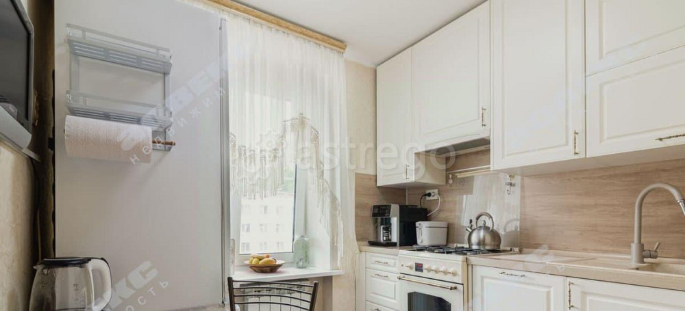 3-комн. квартира, 56 м2, 5/5 эт. Санкт-Петербург - изображение 1