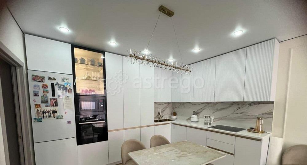 3-комн. квартира, 73 м2, 4/17 эт. Астрахань - изображение 1