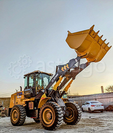Фронтальный погрузчик XCMG LW-330RU Симферополь - изображение 1