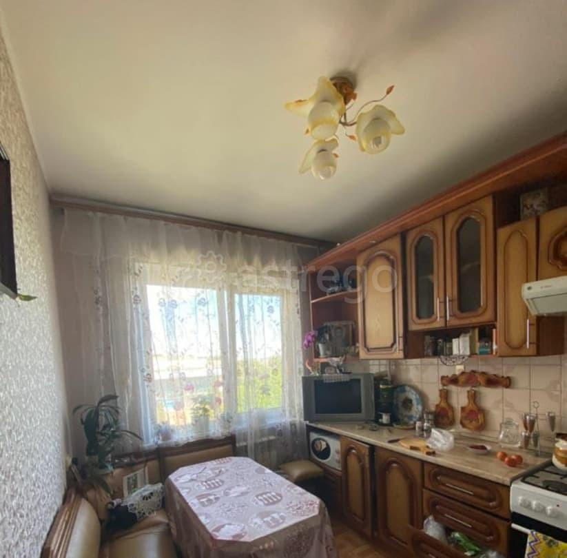 Комната, 50 м2, 6/10 эт. Белгород - изображение 1