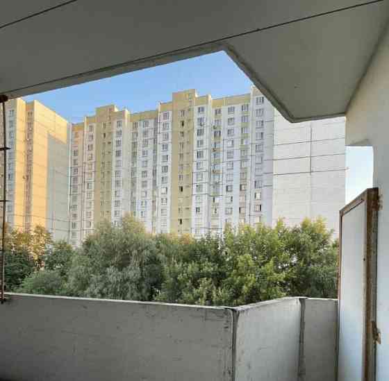 Комната, 65 м2, 5/17 эт. Москва