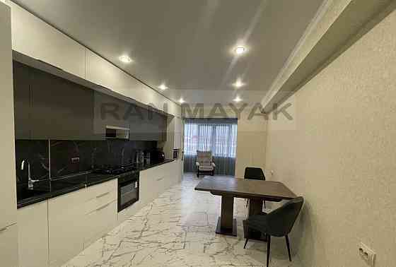 2-комн. квартира, 76.2 м, 4/10 эт. Майкоп