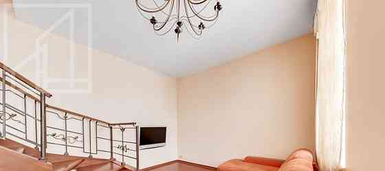 3-комн. квартира, 150 м2, 3/3 эт. Москва