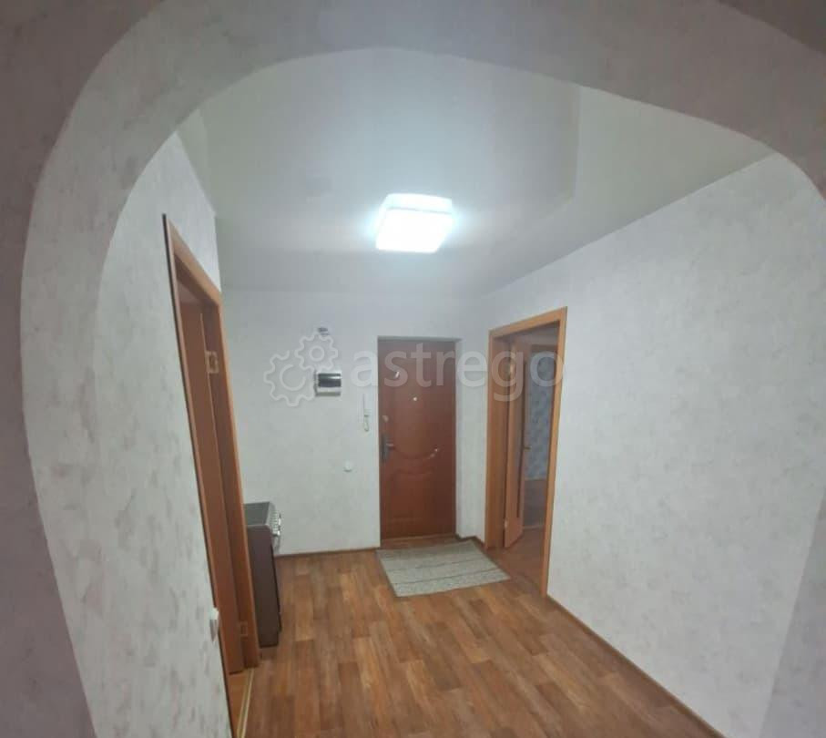 4-комн. квартира, 80.6 м2, 1/5 эт. Рубцовск - изображение 1