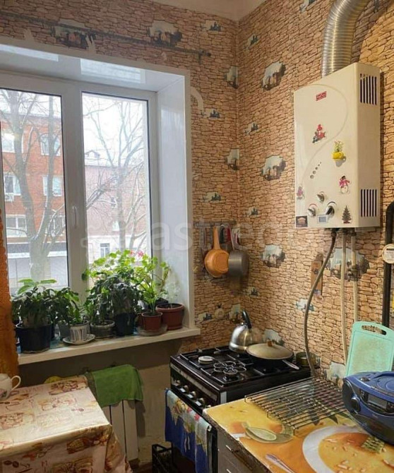 2-комн. квартира, 38 м2, 2/2 эт. Шебекино - изображение 1