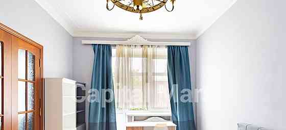 4-комн. квартира, 130 м2, 4/8 эт. Москва