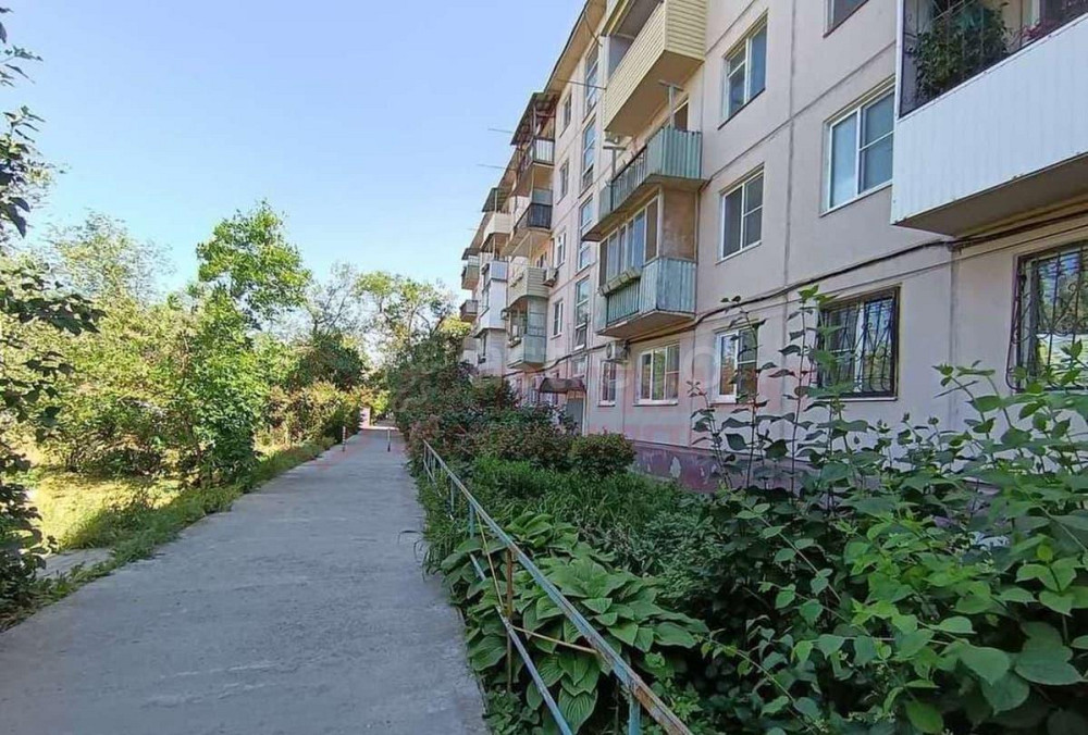 2-комн. квартира, 45 м2, 5/5 эт. Астрахань - изображение 1