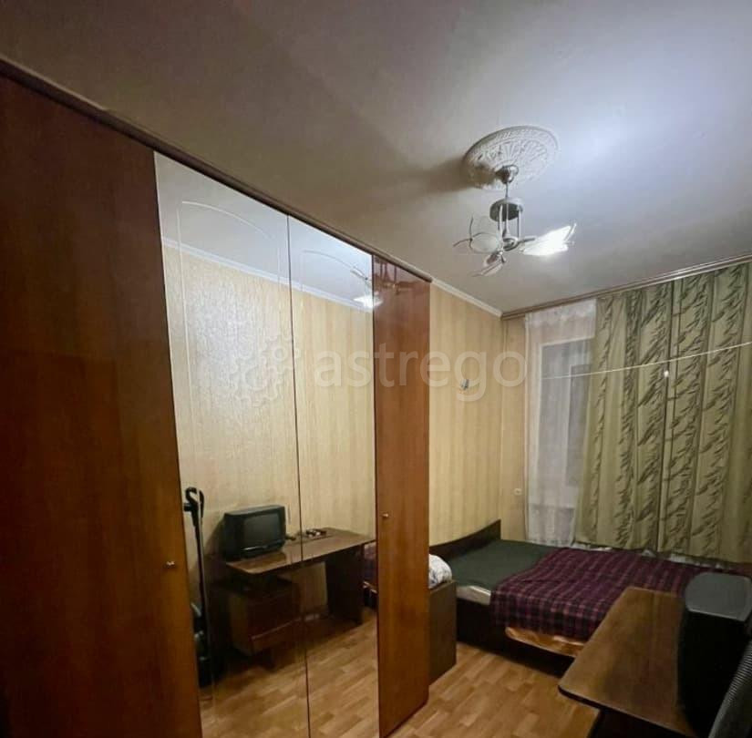 Комната, 10 м2, 2/4 эт. Москва - изображение 3