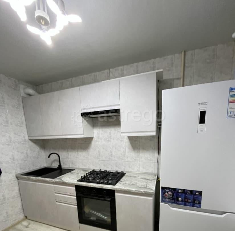 4-комн. квартира, 70 м2, 3/9 эт. Астрахань - изображение 2