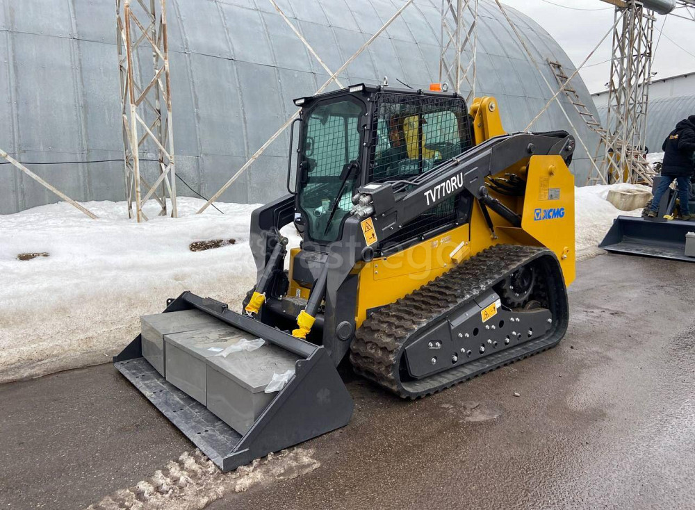Мини-погрузчик гусеничный XCMG TV770RU Москва - изображение 1