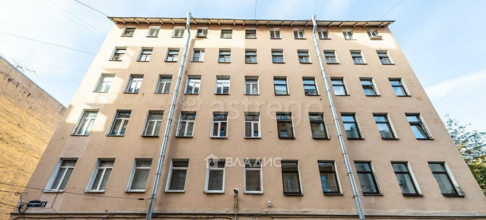 6-комн. квартира, 77 м2, 1/6 эт. Санкт-Петербург - изображение 1